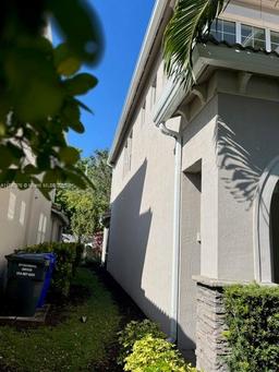 Picture of 3943 Mahogany Ln, Hollywood, FL 33021