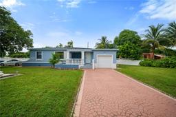 Picture of 951 NW 148Th St, Miami, FL 33168