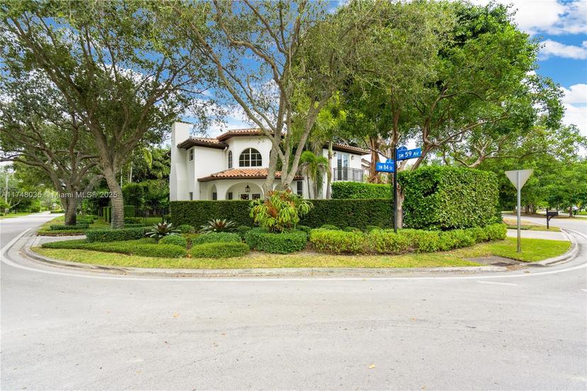 Picture of 5891 SW 84Th St, South Miami FL 33143