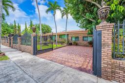 Picture of 110 W Shore Dr W, Miami, FL 33133