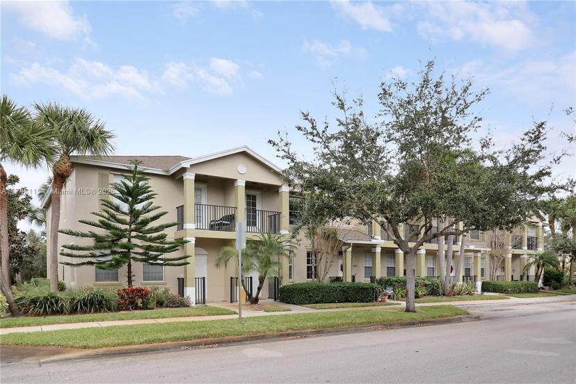 Picture of 2181 SE Fern Park Dr # 2181, Port St. Lucie FL 34952