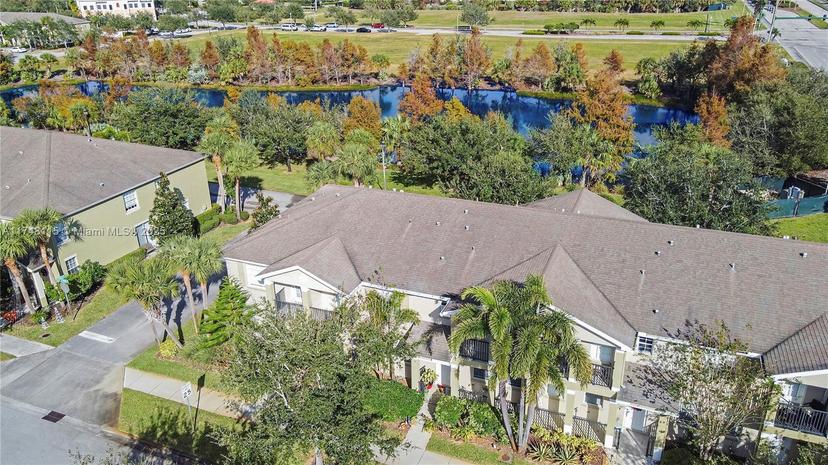 Picture of 2181 SE Fern Park Dr # 2181, Port St. Lucie FL 34952