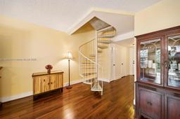 Picture of 620 Tennis Club Dr # 311, Fort Lauderdale, FL 33311