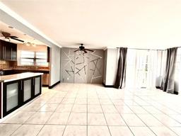 Picture of 1825 S Ocean Dr # 614, Hallandale Beach, FL 33009