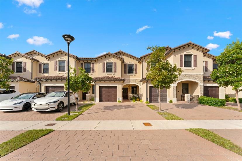 Picture of 12757 SW 229Th Ter, Miami FL 33170
