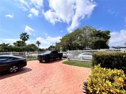 Picture of 5401 SW 99Th Ave, Miami, FL 33165