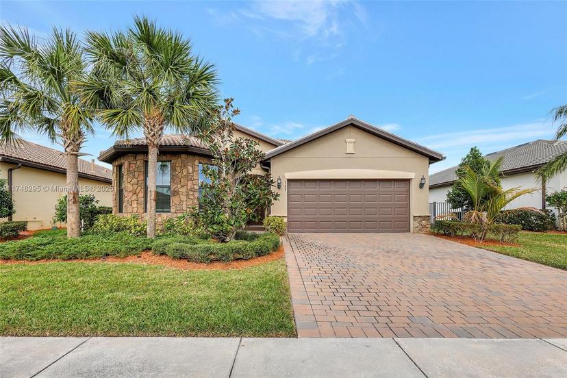 Picture of 727 SE Boboli Way, Port St. Lucie FL 34984