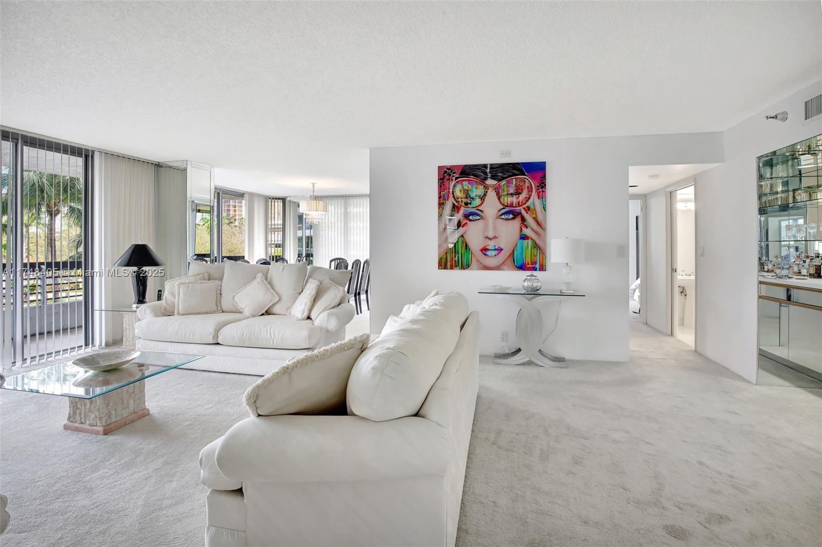 Picture of 19101 NE 36Th Ct # 307, Aventura, FL 33180