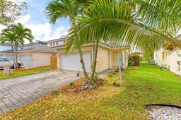 Picture of 360 NE 31St Ave, Homestead, FL 33033
