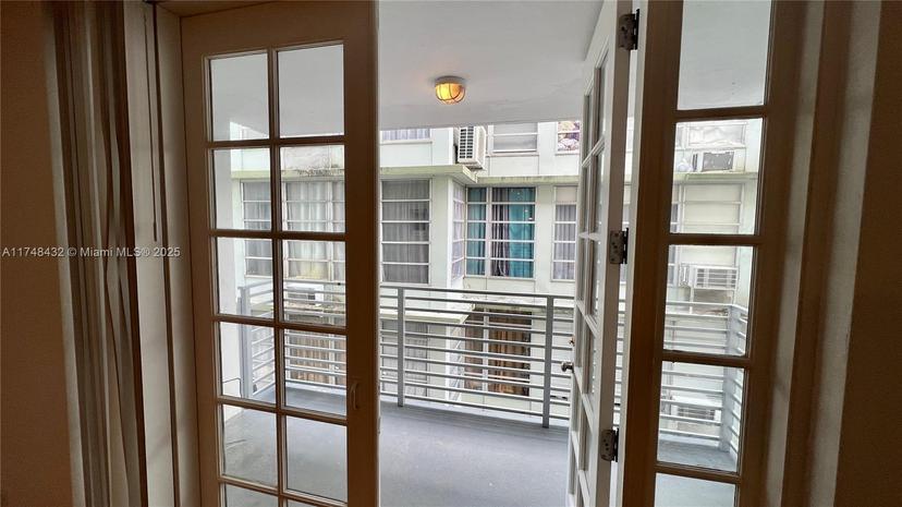 Picture of 1754 Meridian Ave # 302, Miami Beach FL 33139