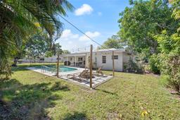 Picture of 940 SW 52Nd Ave, Plantation, FL 33317