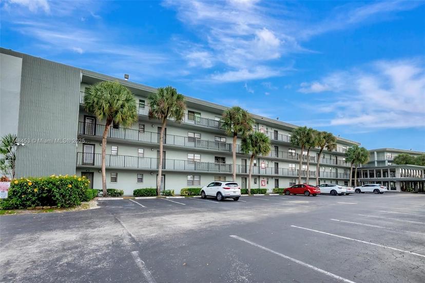 Picture of 9440 SW 8Th St # 315, Boca Raton FL 33428