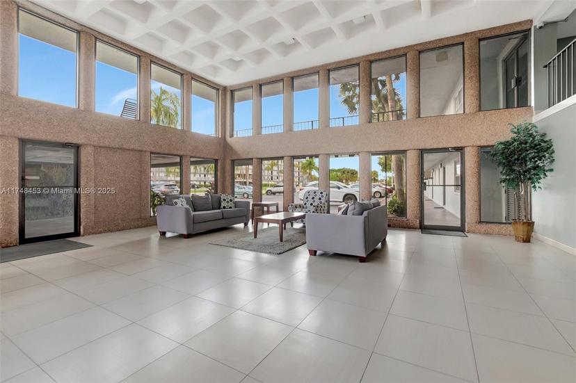 Picture of 9440 SW 8Th St # 315, Boca Raton FL 33428