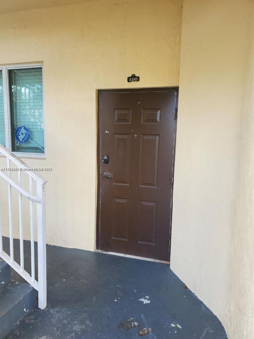 Picture of 2524 SE 16Th Rd # 100, Homestead FL 33035