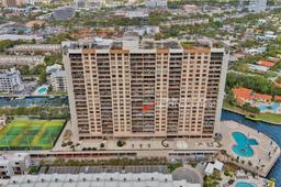 Picture of 1800 NE 114Th St # 1007, Miami, FL 33181