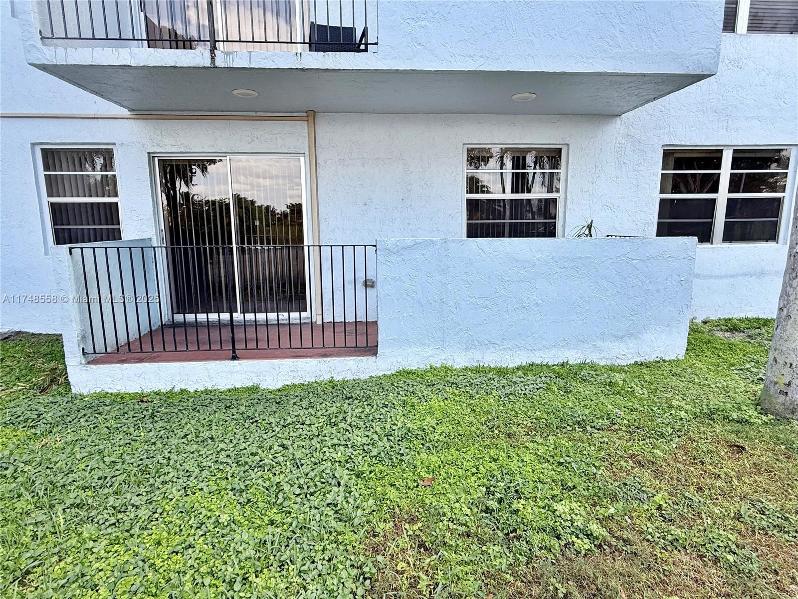 Picture of 1221 SW 122Nd Ave # 107, Miami, FL 33184