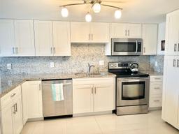 Picture of 200 Diplomat Pkwy # 631, Hallandale Beach, FL 33009