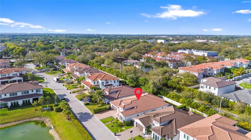 Picture of 5855 W Brookfield Cir W, Hollywood FL 33312