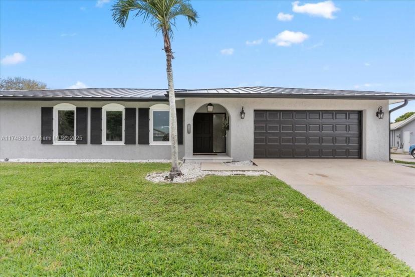Picture of 22111 W Serenata Cir W, Boca Raton FL 33433