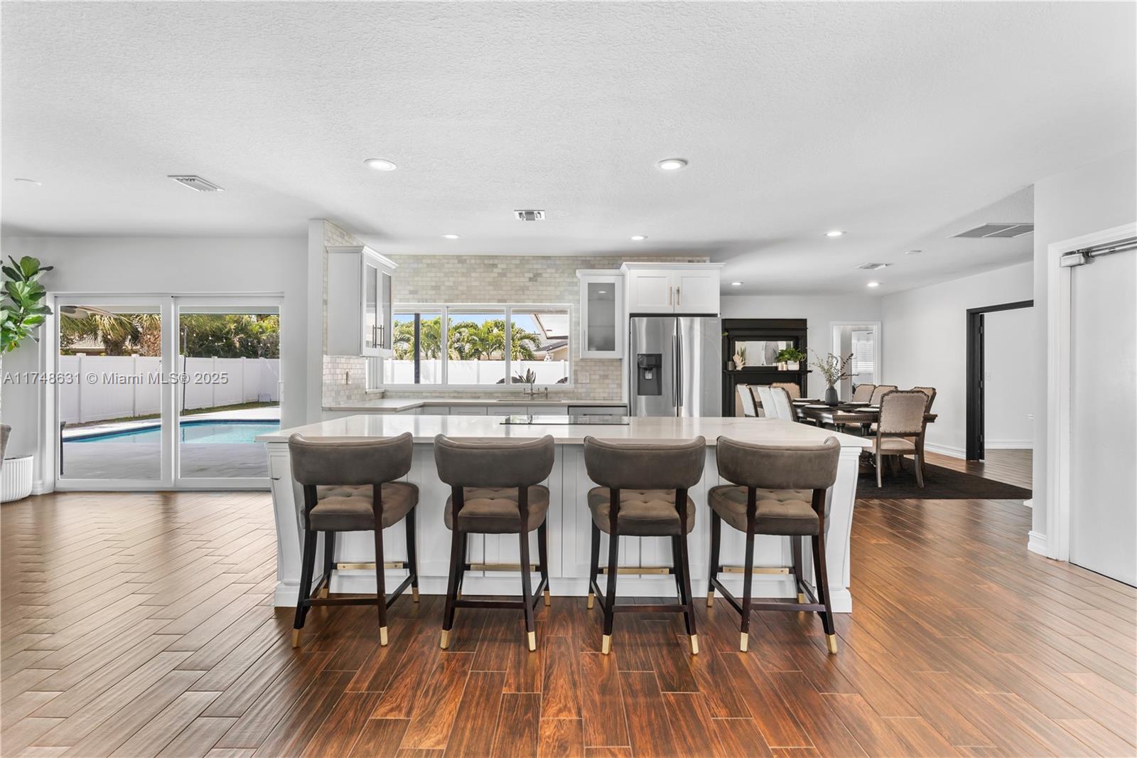 Picture of 22111 W Serenata Cir W, Boca Raton, FL 33433
