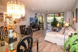Picture of 1490 Sheridan St # 12A, Hollywood, FL 33020