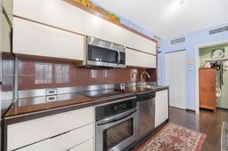 Picture of 435 21St St # 316, Miami Beach, FL 33139