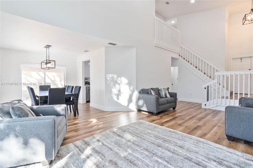 Picture of 12230 SW 137Th Ter, Miami FL 33186