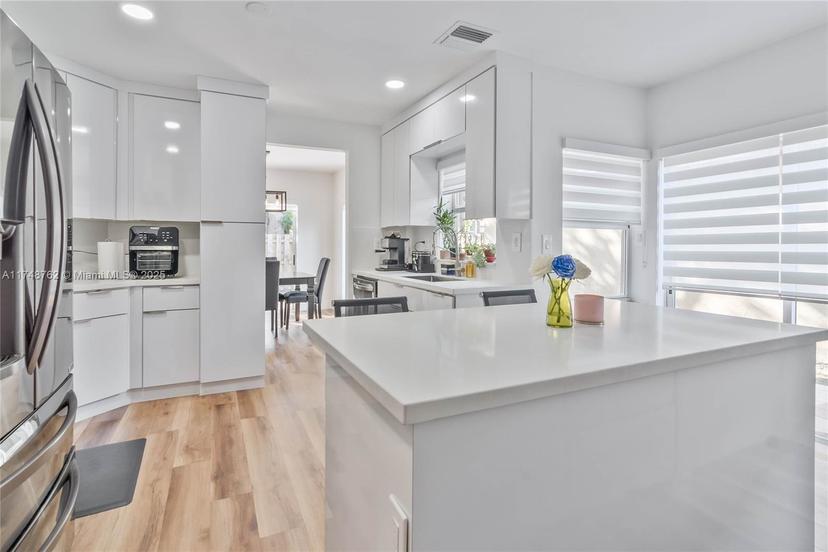 Picture of 12230 SW 137Th Ter, Miami FL 33186