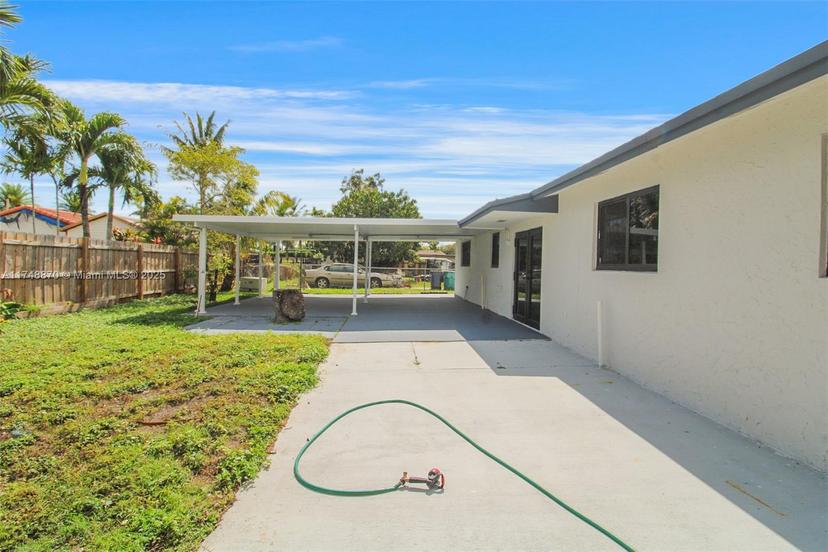 Picture of 15305 SW 100Th Ct, Miami FL 33157