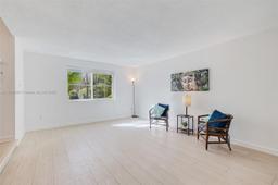 Picture of 6209 SW 78Th St # 2E, South Miami, FL 33143