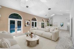 Picture of 530 Sabal Palm Rd, Miami, FL 33137