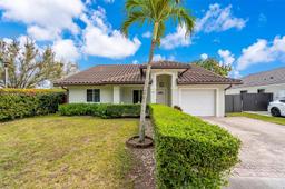 Picture of 723 NW 128Th Ct, Miami, FL 33182