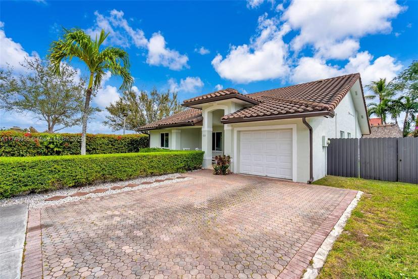 Picture of 723 NW 128Th Ct, Miami FL 33182