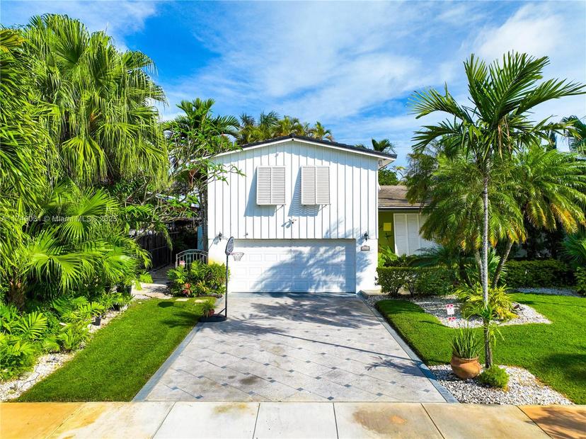 Picture of 9821 SW 157Th Ter, Miami FL 33157