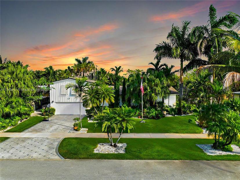 Picture of 9821 SW 157Th Ter, Miami FL 33157