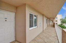 Picture of 7760 Granville Dr # 303, Tamarac, FL 33321