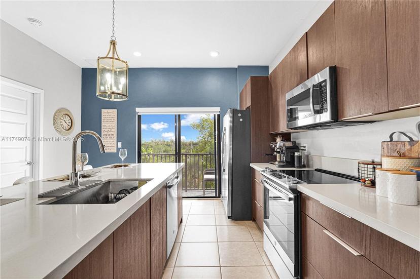 Picture of 8025 NW 104Th Ave # 23, Doral FL 33178