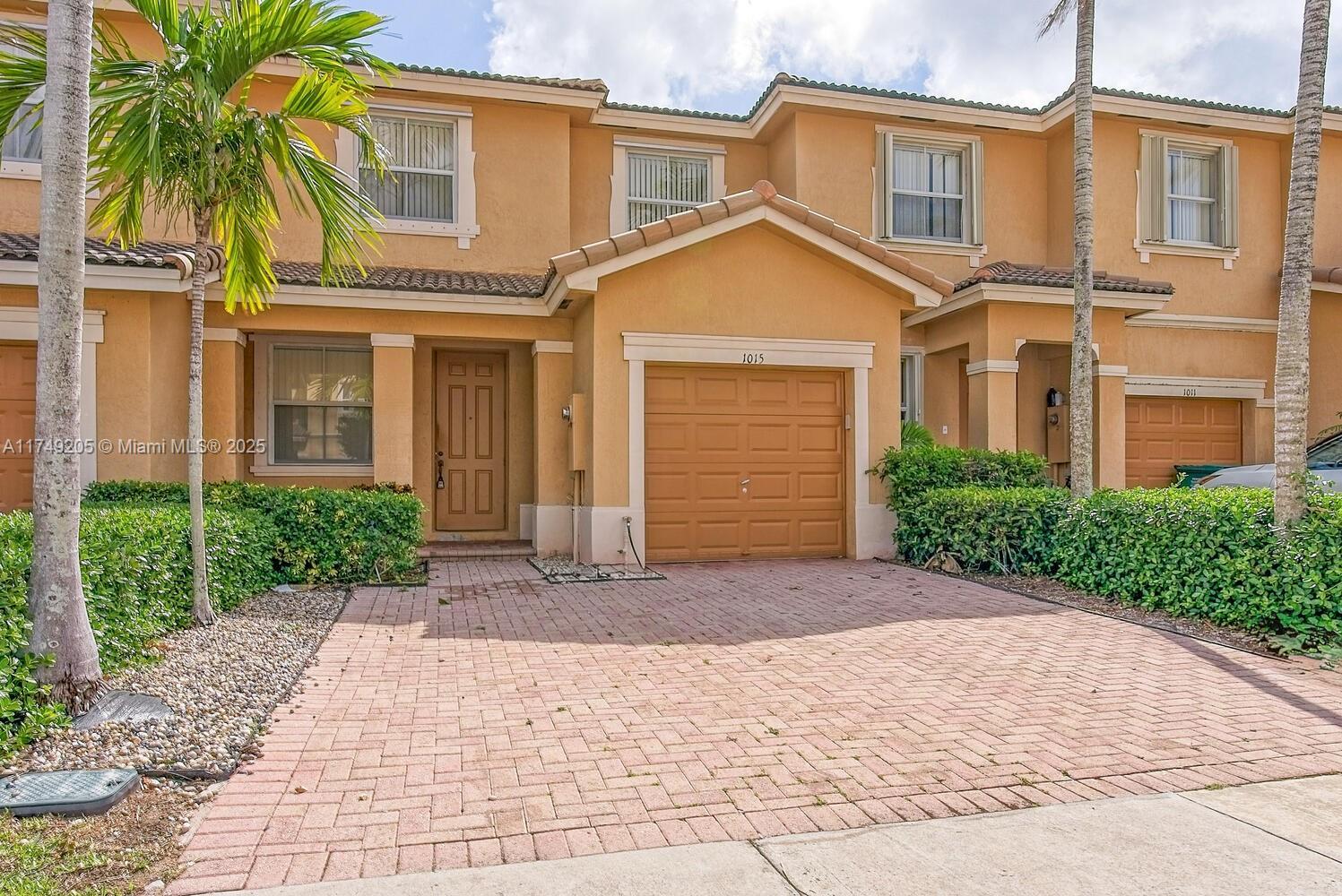 Picture of 1015 NE 41St Pl, Homestead, FL 33033
