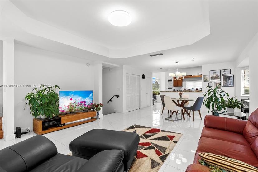 Picture of 18408 NE 27Th Ct # 18408, Aventura FL 33160