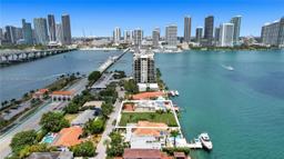 Picture of 851 N Venetian Dr, Miami, FL 33139