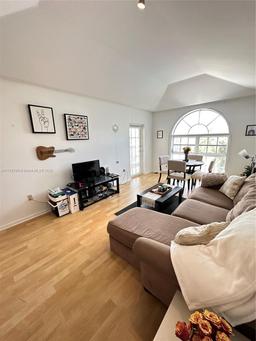Picture of 1280 S Alhambra Cir # 2410, Coral Gables, FL 33146