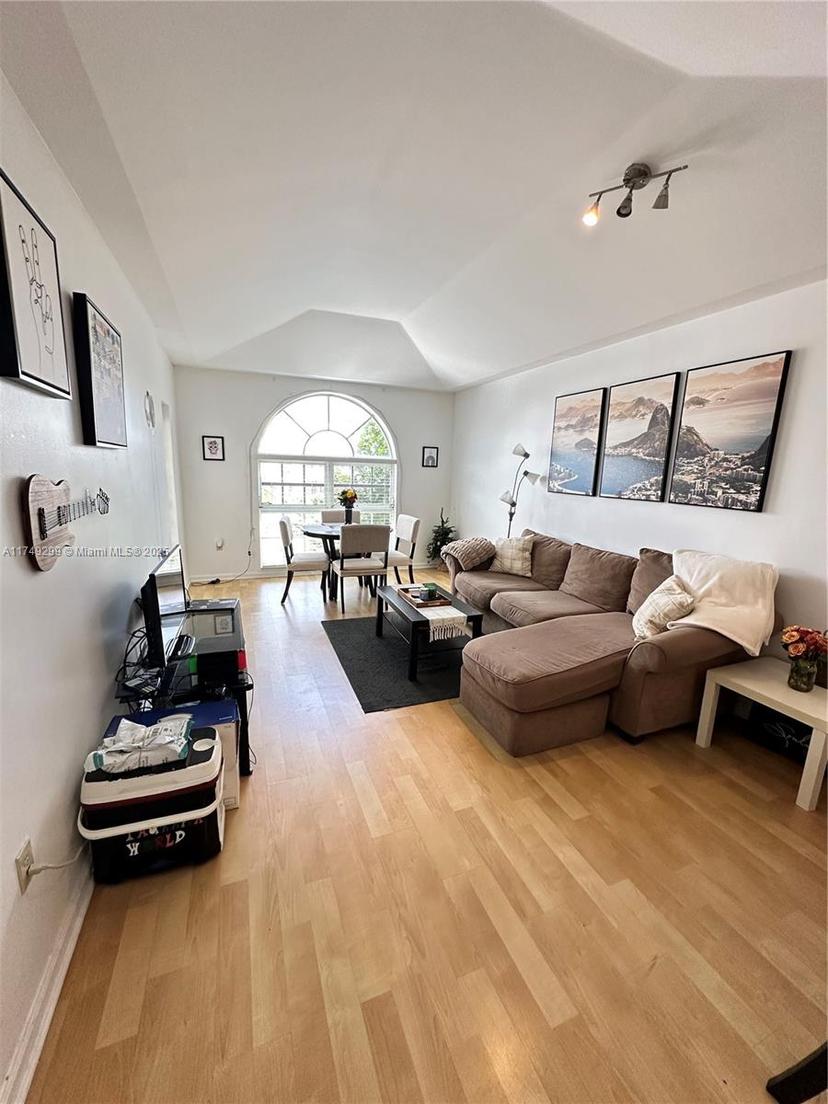 Picture of 1280 S Alhambra Cir # 2410, Coral Gables FL 33146
