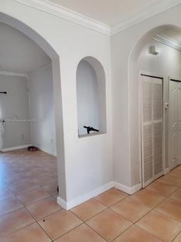 Picture of 705 SE 14Th Ave, Homestead, FL 33033