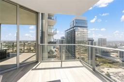Picture of 851 NE 1St Ave # 3906, Miami, FL 33132