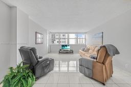Picture of 1410 S Ocean Dr # 1103, Hollywood, FL 33019