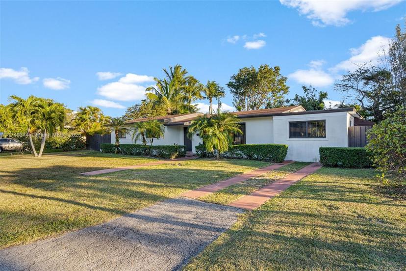 Picture of 9220 SW 166Th Ter, Palmetto Bay FL 33157