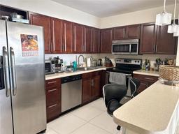 Picture of 19370 Collins Ave # 905, Sunny Isles Beach, FL 33160