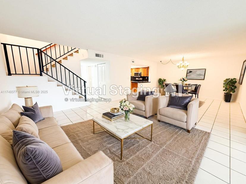Picture of 400 Commodore Dr # 309, Plantation FL 33325