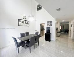 Picture of 9024 NW 45Th Ct # 9024, Sunrise, FL 33351