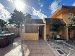 Picture of 2350 W 53Rd Ter # 12, Hialeah, FL 33016